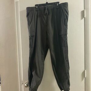 Sonoma Men's Dark Gray Cargo Pants
